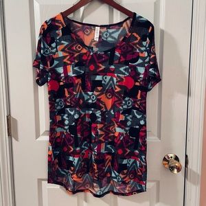 LuLaRoe Classic Tee -Size M